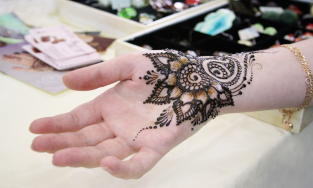 Mehndi Artist Aishwarya, Hubballi